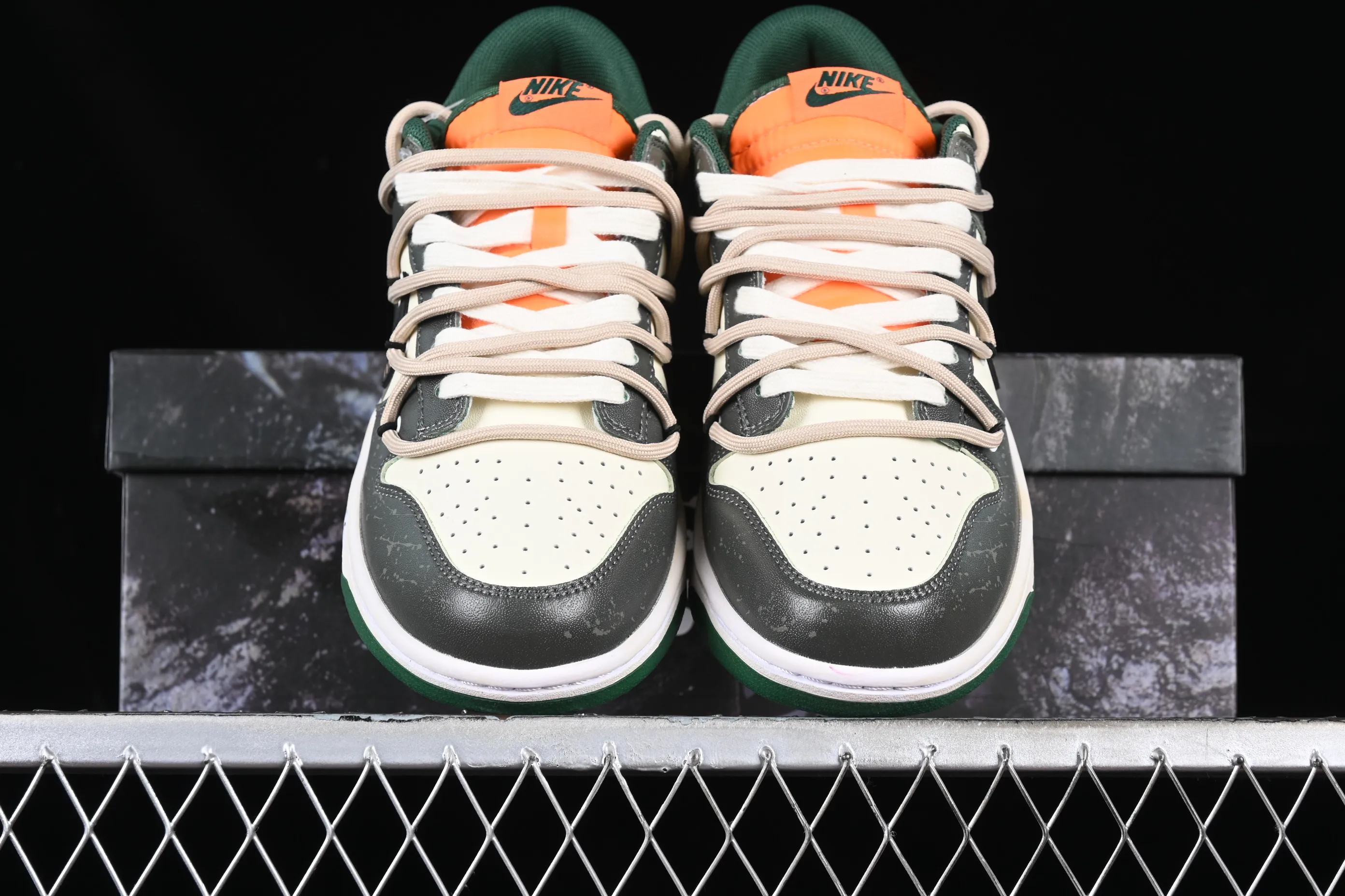 All Categories Nk SB Dunk Series Nk SB Dunk Low Low-top sneakers Nk Dunk Low Panda Prank-Wildness Ore SB strap low-top casual sneakers DD1391-300